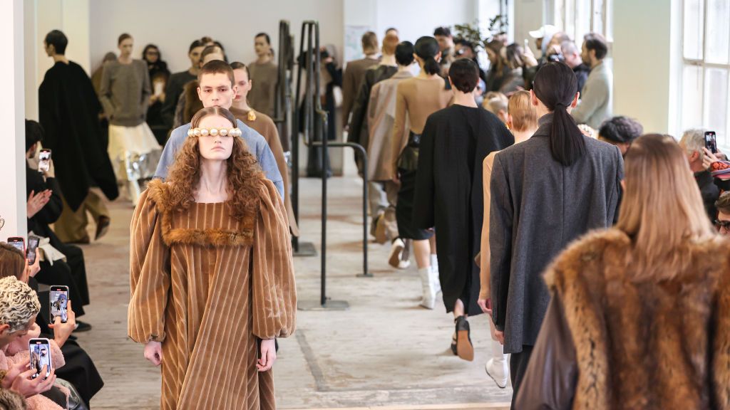 preview for 6 micro tendencias de moda que se harán grandes en 2024