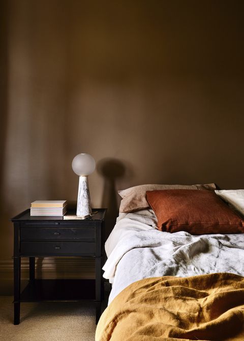 brown bedroom, design fiona lynch paint color rich biscuit, dulux