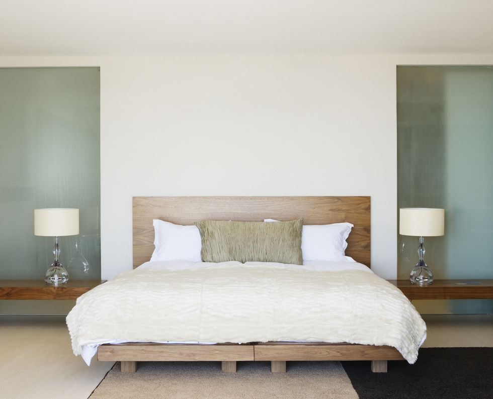 Buscas mesilla estrecha y original para tu cama La tenemos 7  Nightstand  design, Bedroom night stands, Small space bedroom