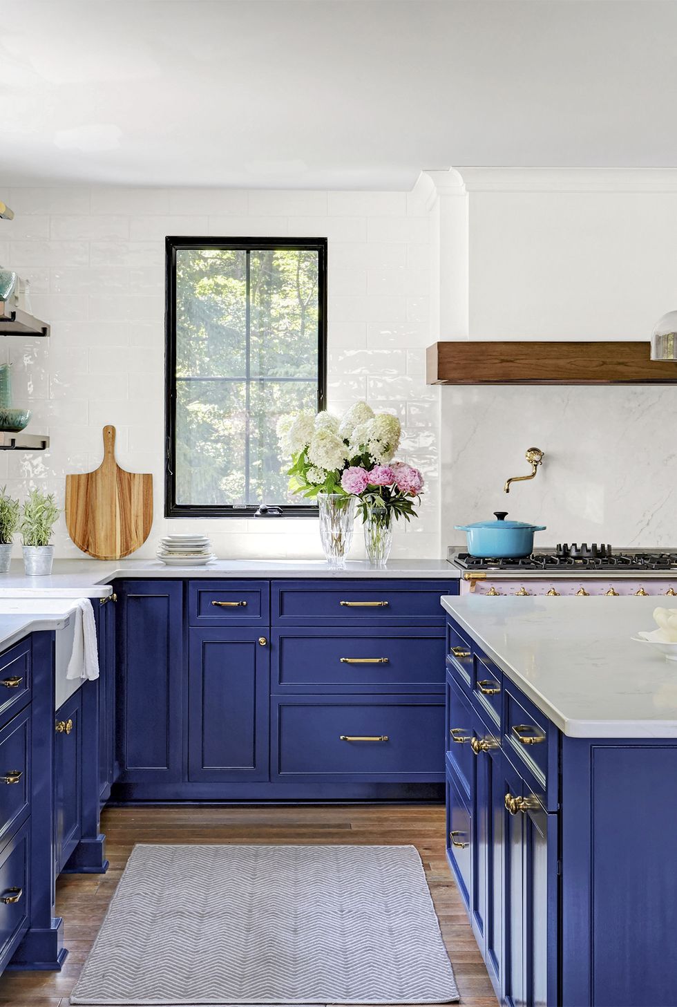25 Blue Kitchen Cabinet Ideas That Are Stylish and Refreshing