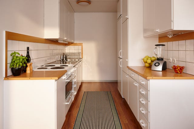 What Is a Galley Kitchen? - Galley Kitchen Pros and Cons