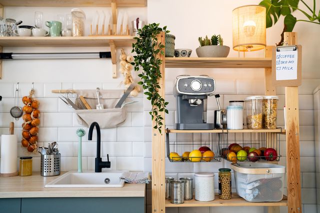 cocina moderna ordenada