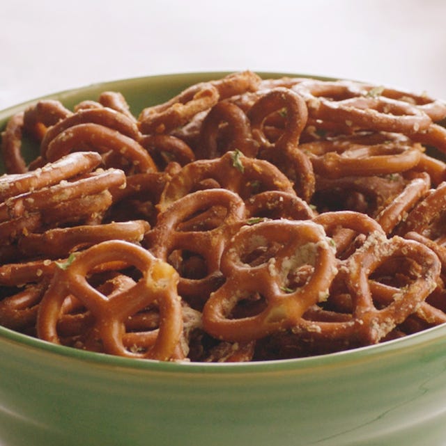 Dish, Food, Cuisine, Ingredient, Produce, Snack, Pretzel, Fried food, Side dish, Recipe, Dish, Food, Cuisine, Ingredient, Produce, Snack, Pretzel, Fried food, Side dish, Recipe,