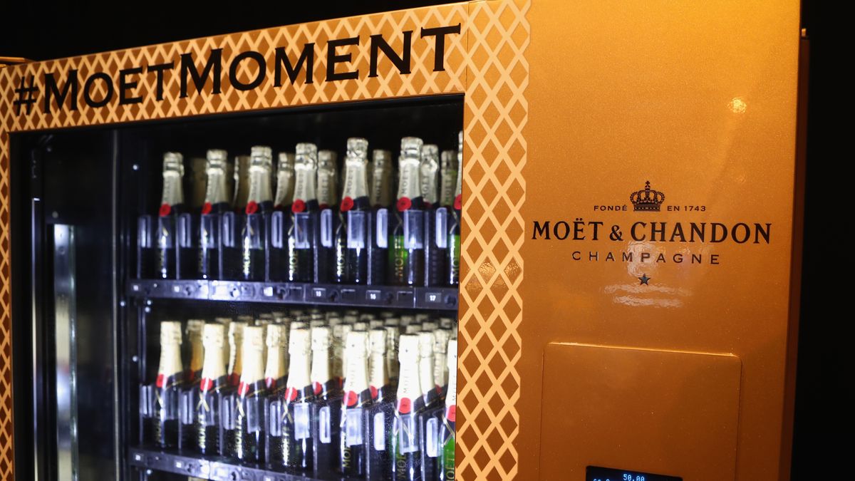 Moët & Chandon - Champagne Society