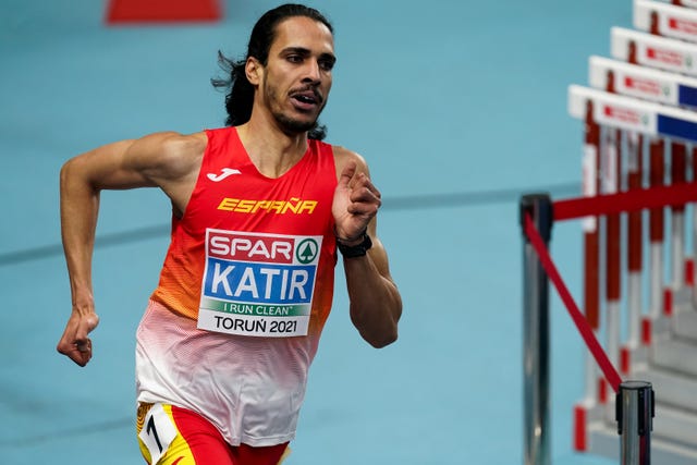 el atleta mohamed katir en el europeo bajo techo de atletismo de 2021