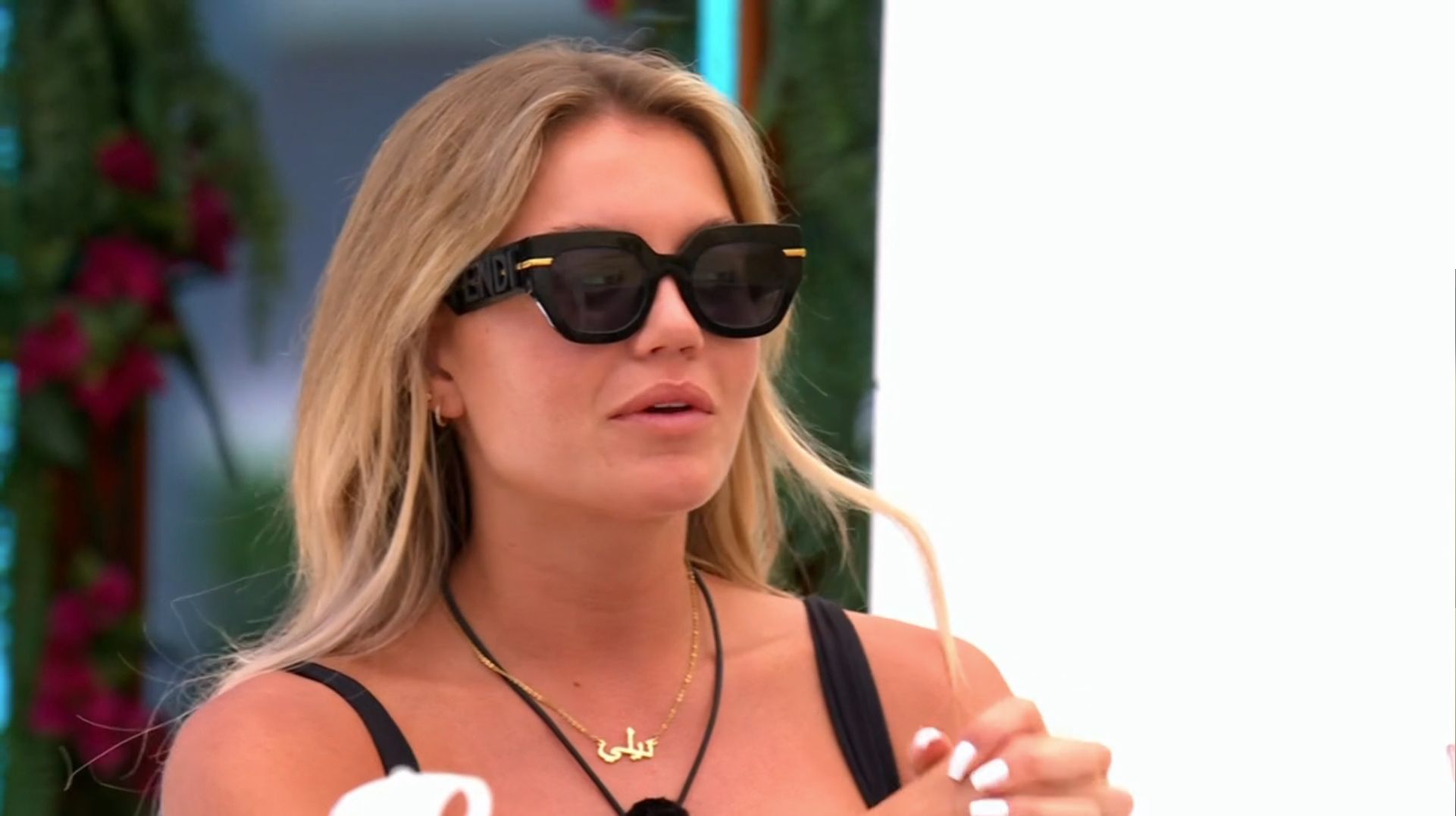 Molly love island store sunglasses