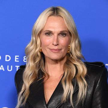 molly sims fashion trust us awards arrivals