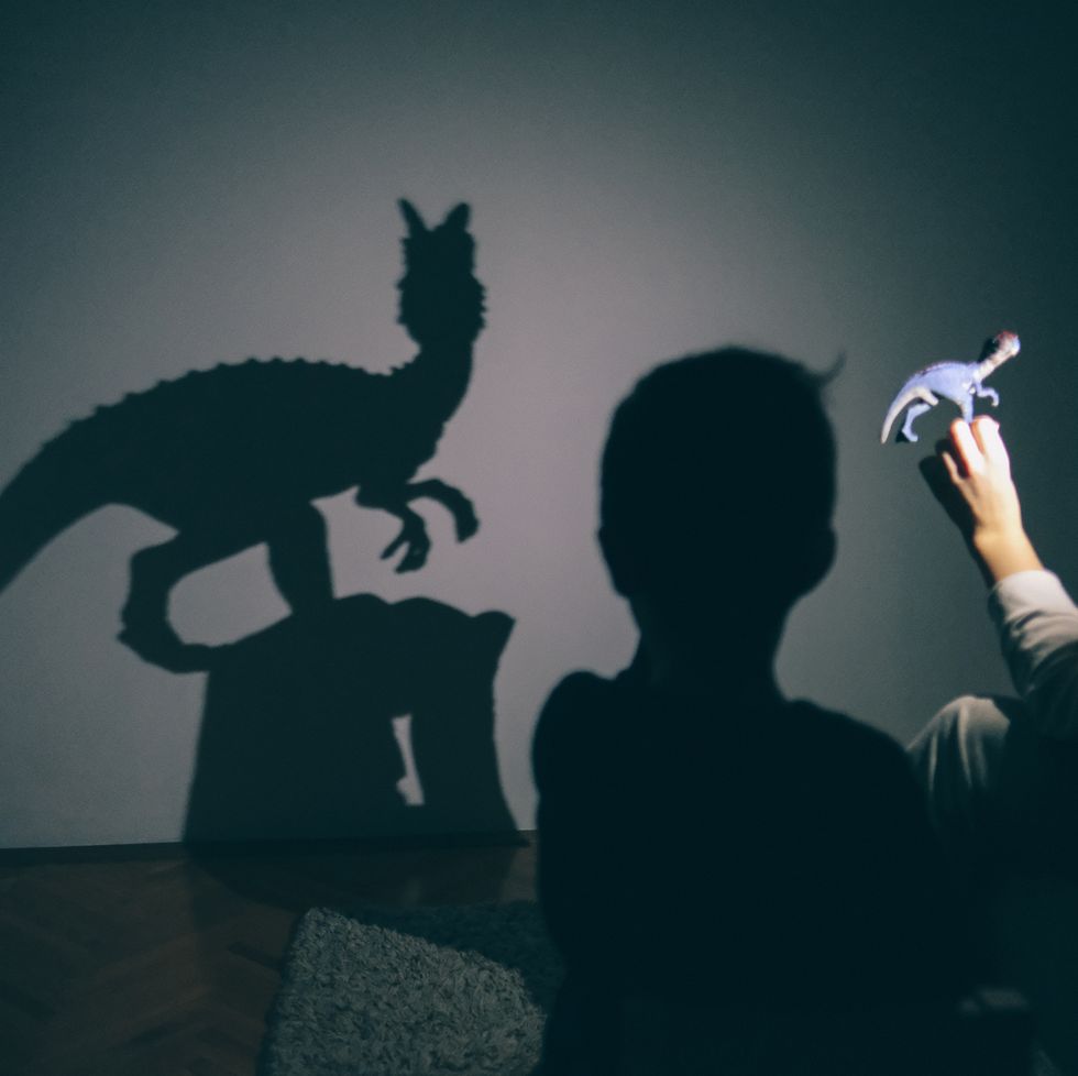 mom's shadow puppet show fun activities for kids