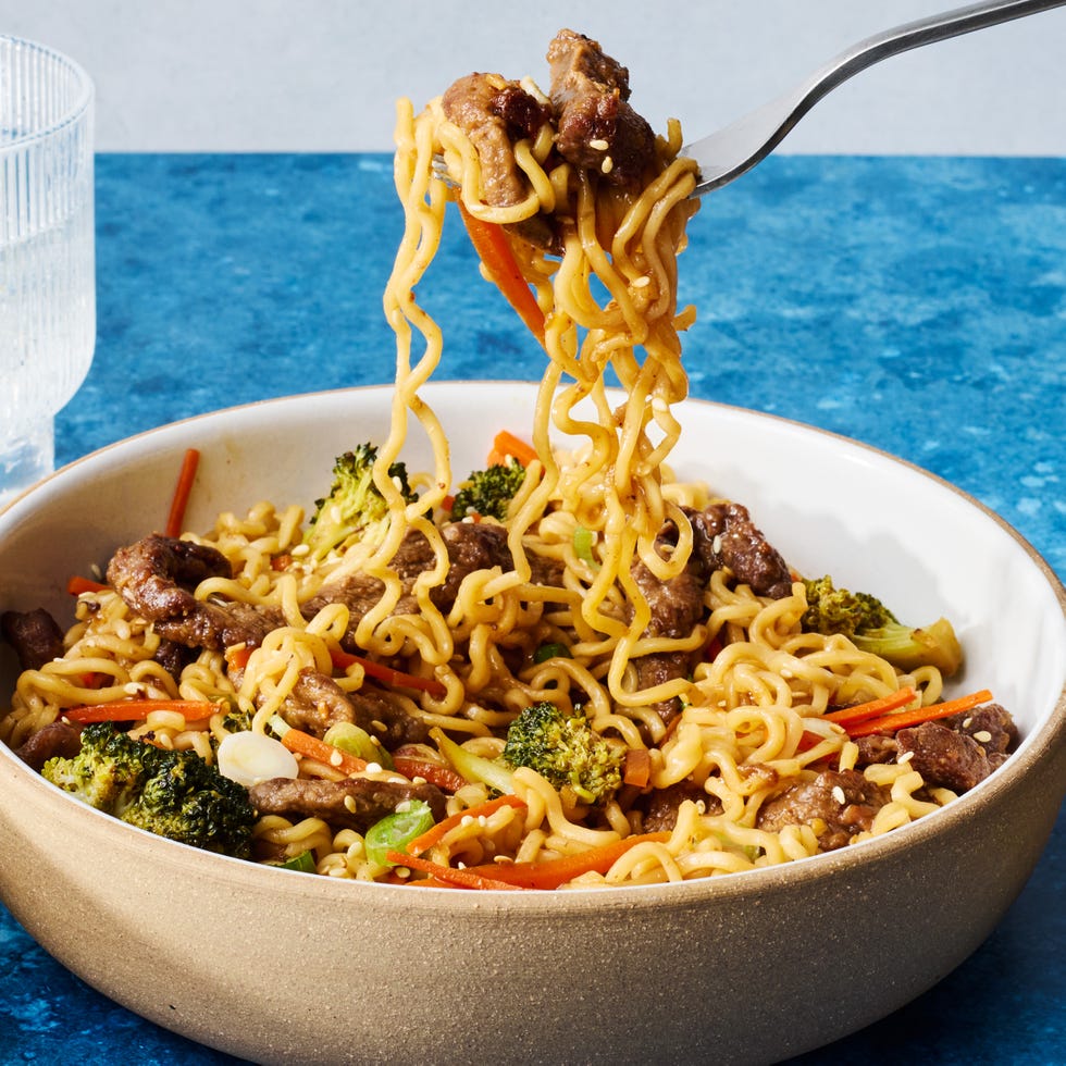 ramen with beef and veggies