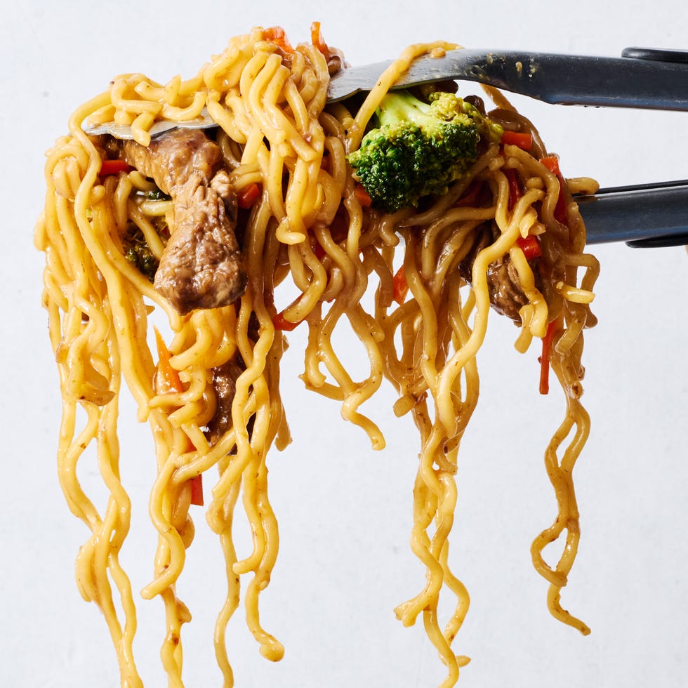 ramen with beef and veggies