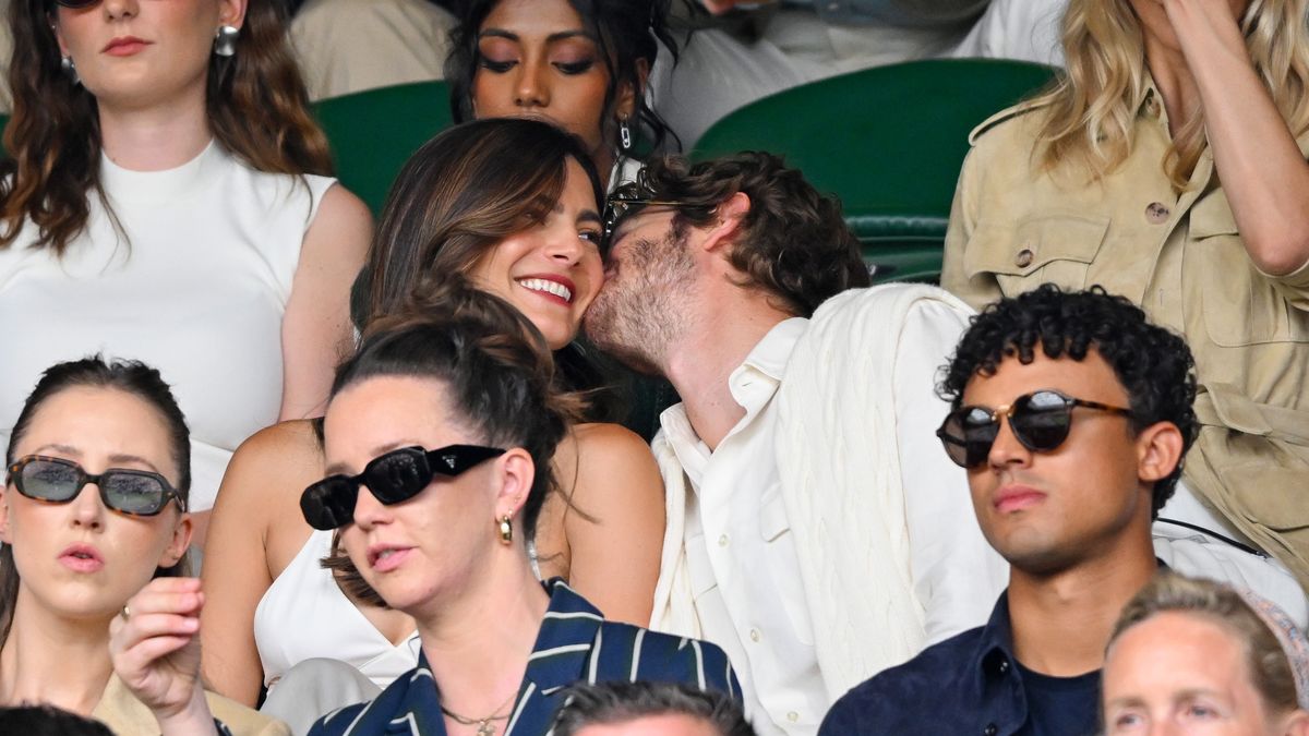 preview for 5 Things to Know About Andrew Garfield