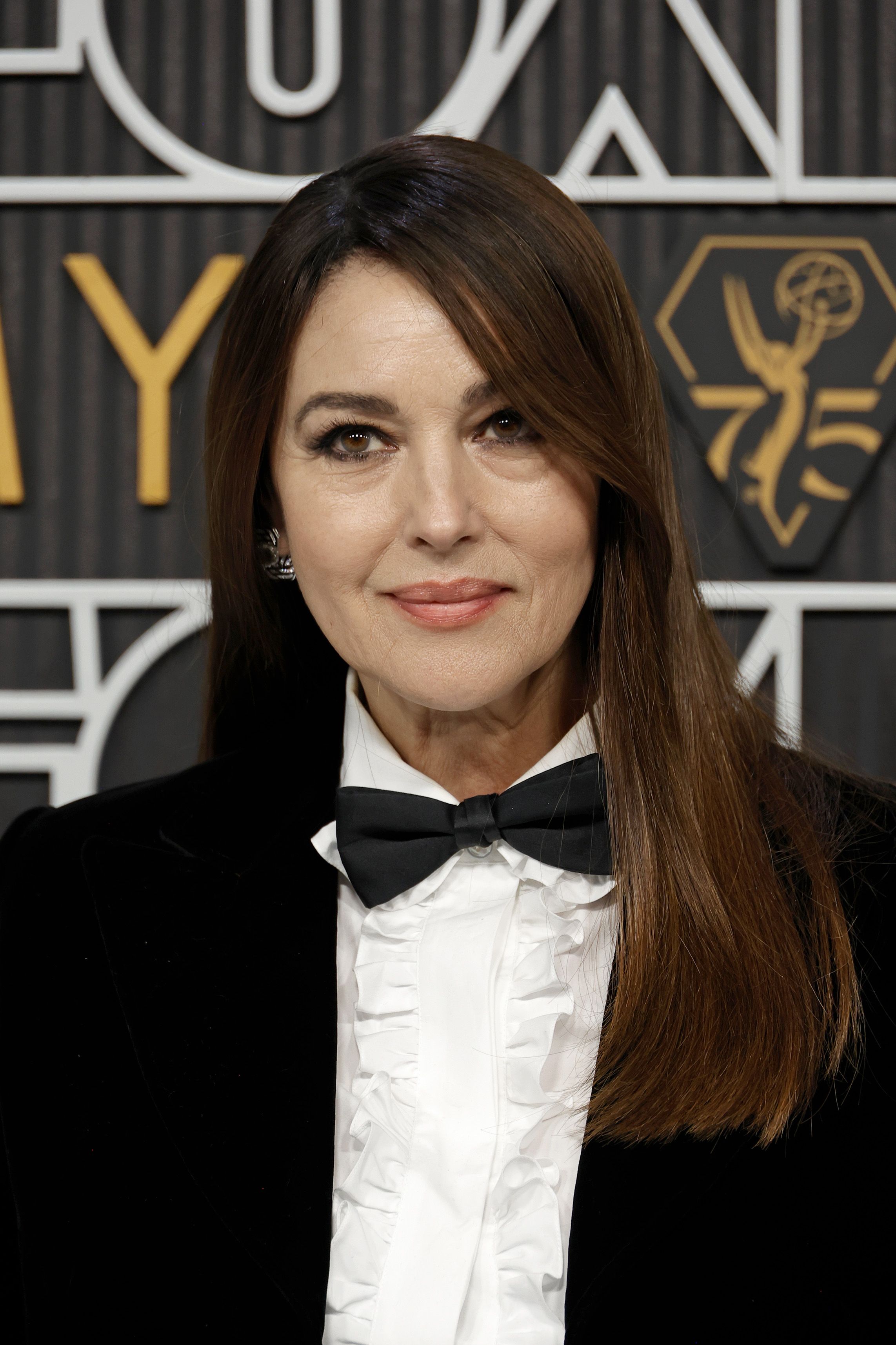 Monica Bellucci E Tim Burton Insieme Agli Emmy Awards 2024   Monica Bellucci 65a61886e2670 