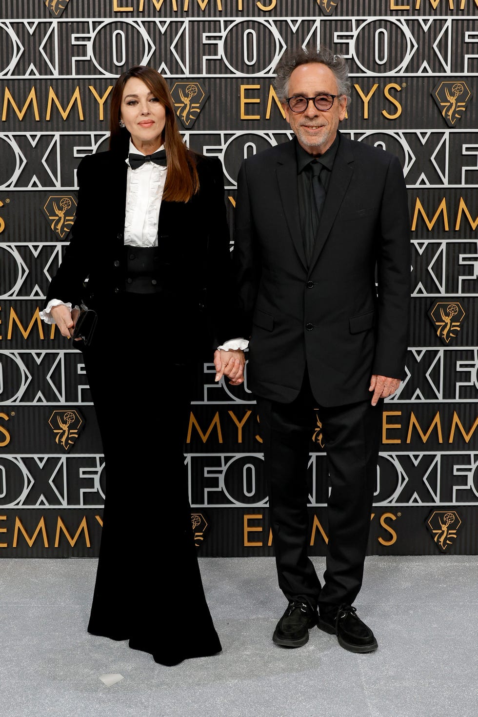 Monica Bellucci e Tim Burton insieme agli Emmy Awards 2024 Monica Bellucci e Tim Burton insieme agli Emmy Awards 2024