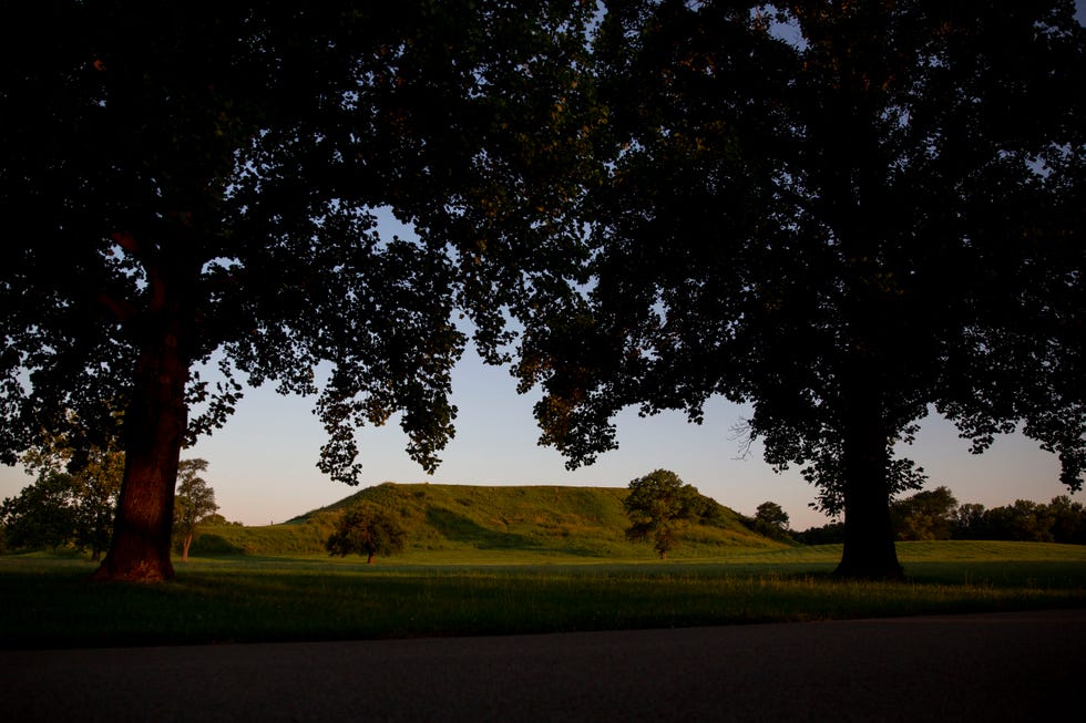 cahokia mounds in illinois