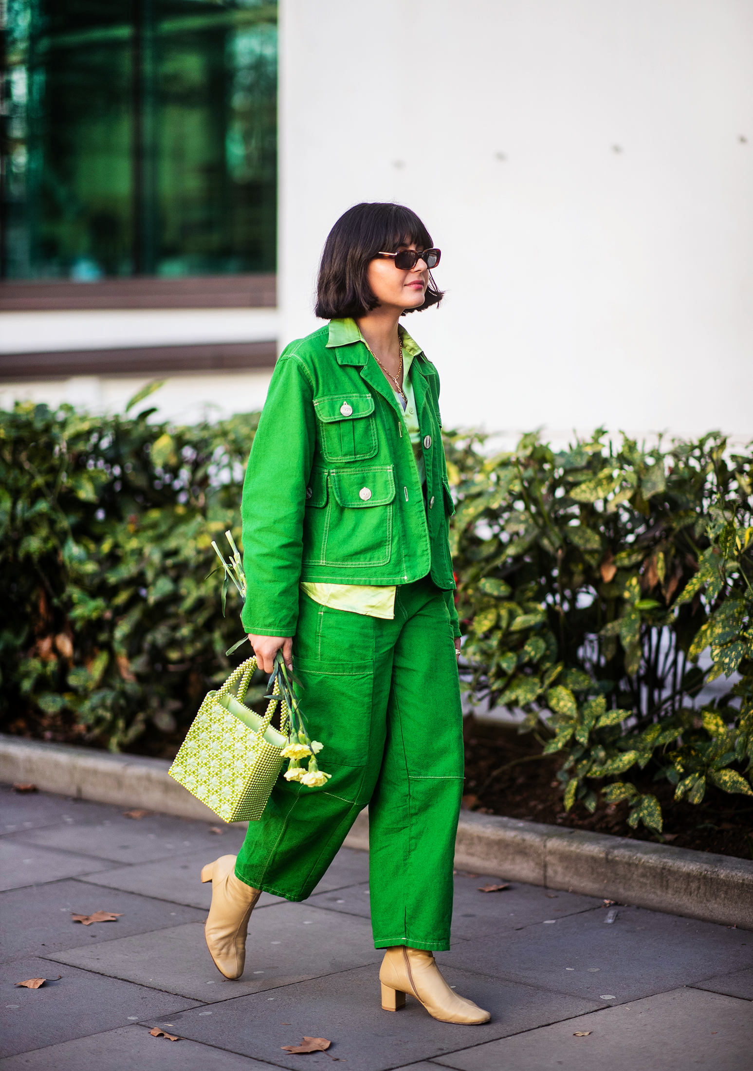 Fall Business Smart Green Monochrome Outfit - Brunette from Wall Street