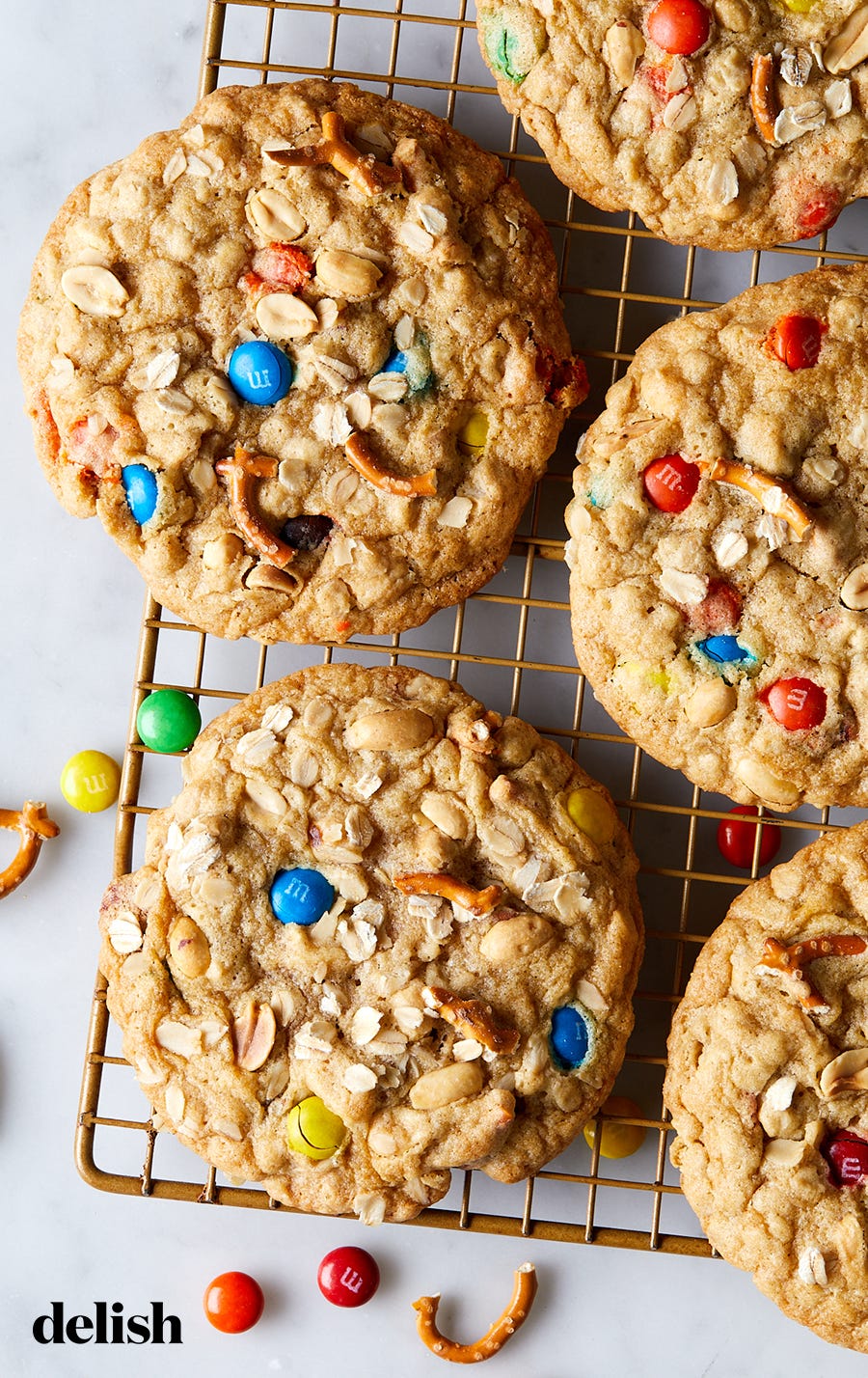 monster cookies with oatmeal and mm's candy