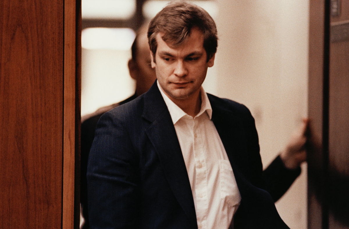 did jeffrey dahmer die, how did jeffrey dahmer die