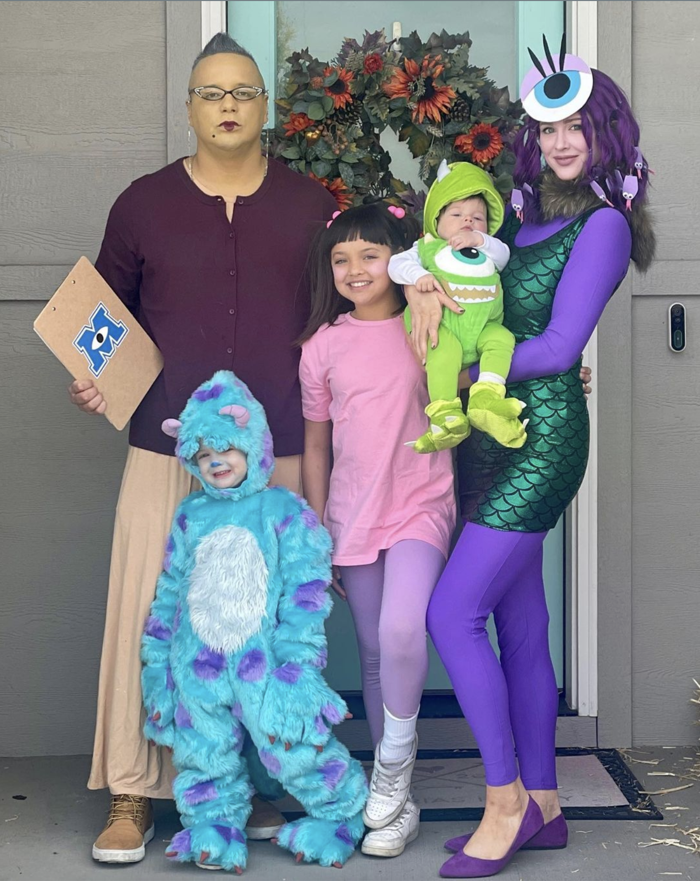 30+ Best Family Costume Ideas for Halloween 2023 - Cute Family Halloween Costumes