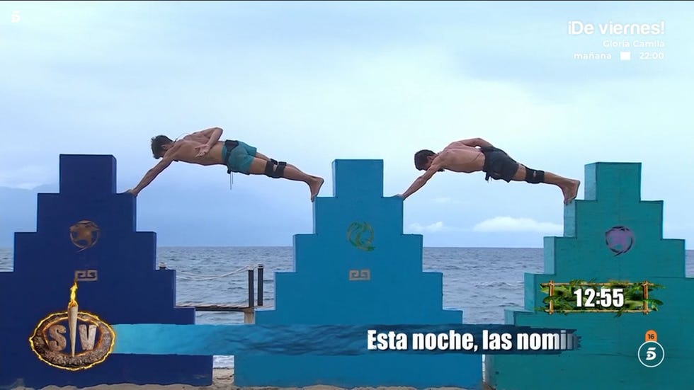 montoya y damian se enfrentan en la playa de juegos