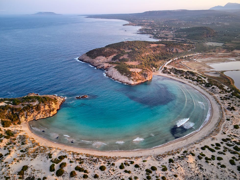voidokilia in griekenland mooiste stranden van europa
