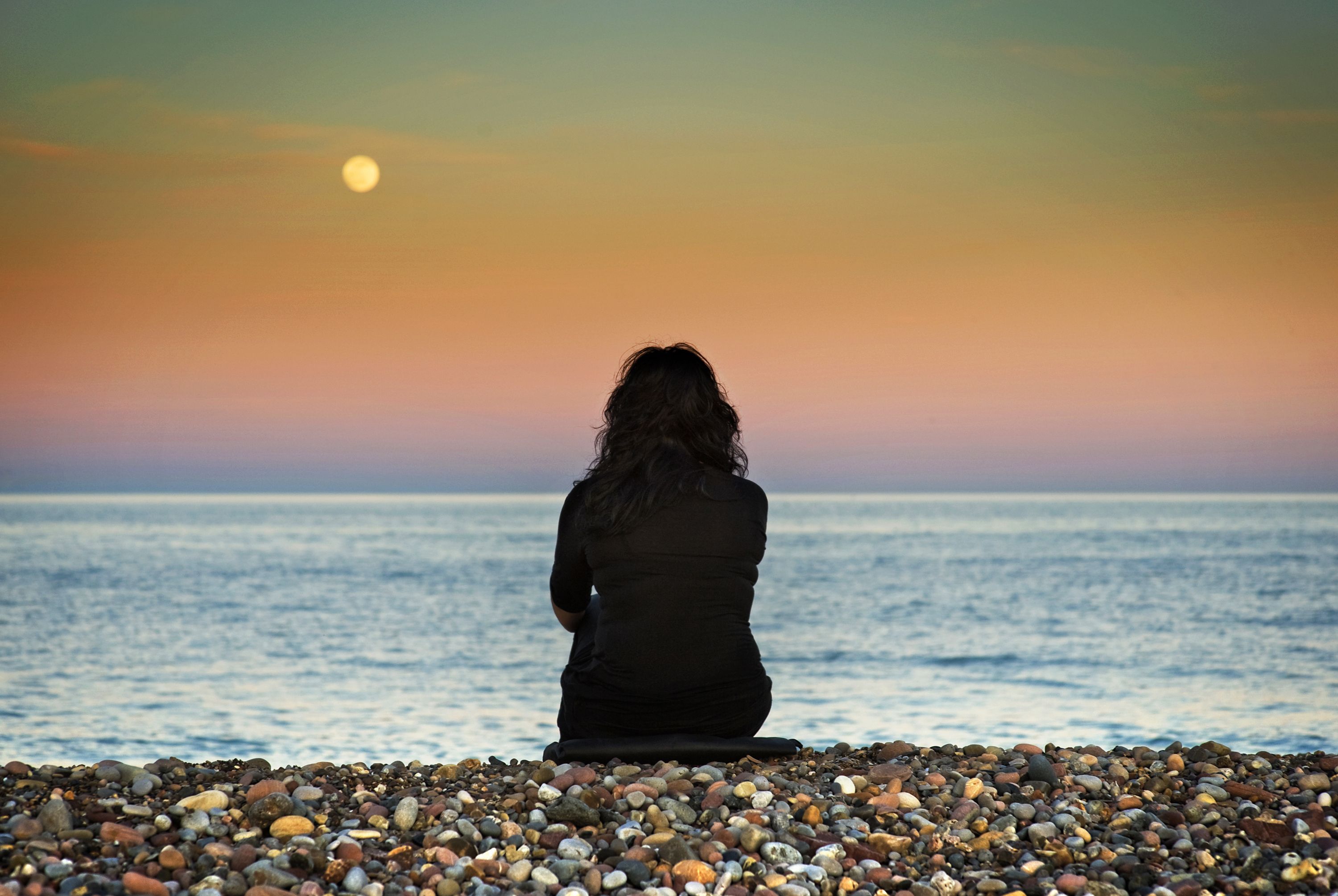 How the Full Moon Affects Your Emotions & What To Do About It