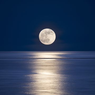 moonrise over sea