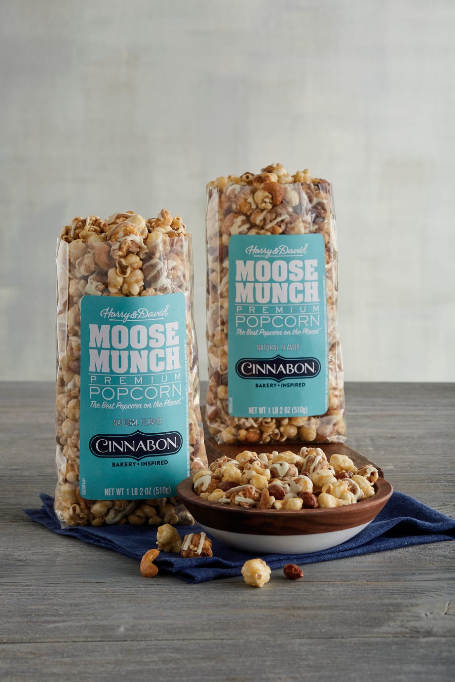 Food, Snack, Cuisine, Farro, Vegetarian food, Ingredient, Breakfast cereal, Granola, Nut, Breakfast, 
