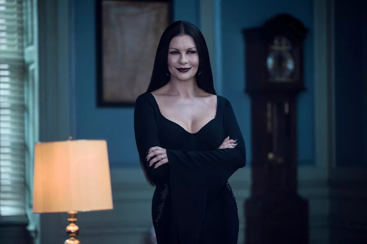 Mercoledì Addams doppiatrice e tutte le voci della serie Netflix!