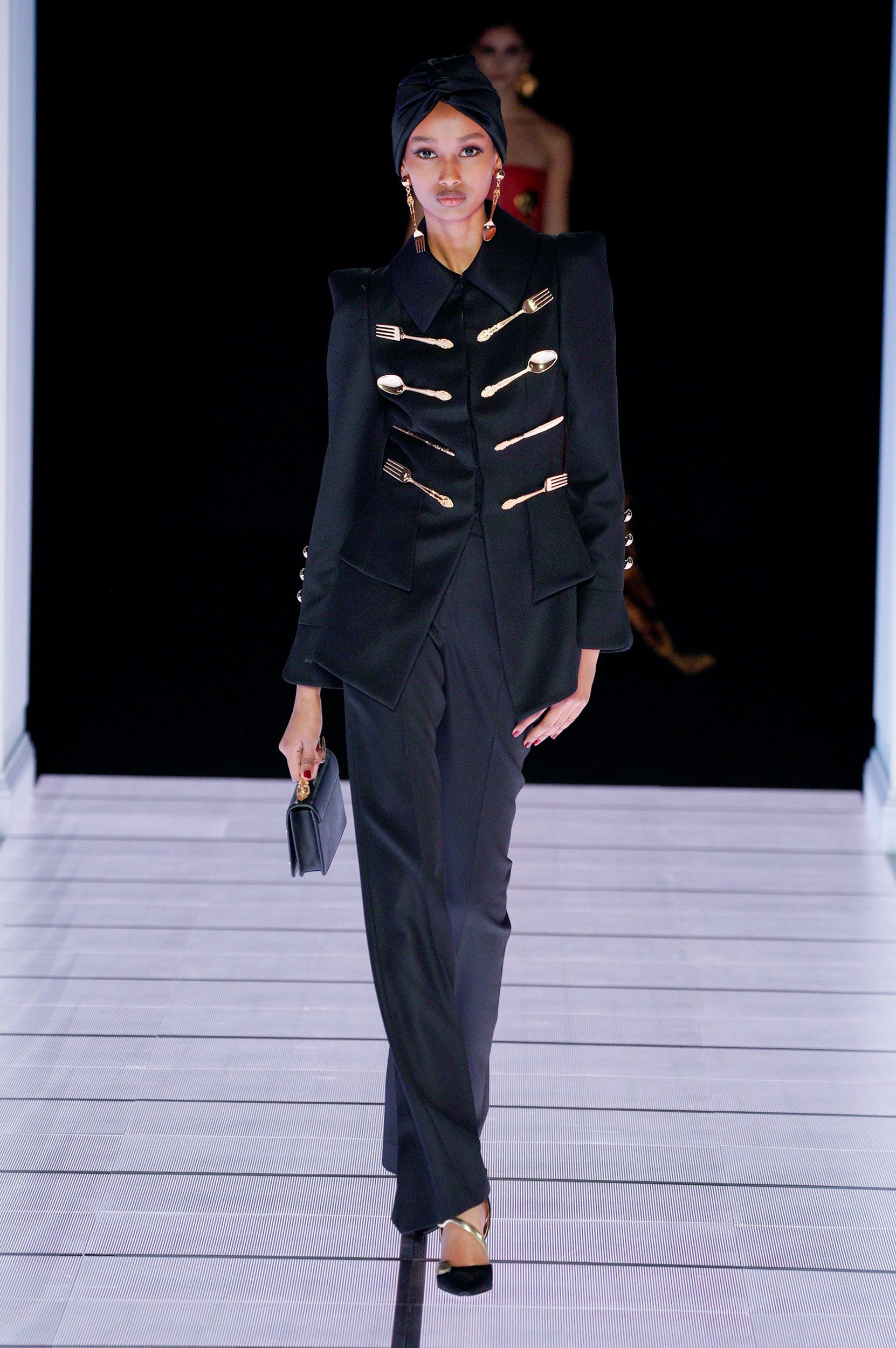 【大注目】 モスキーノ（MOSCHINO）2022秋冬コレクション ファッション | ジャケット・アウター