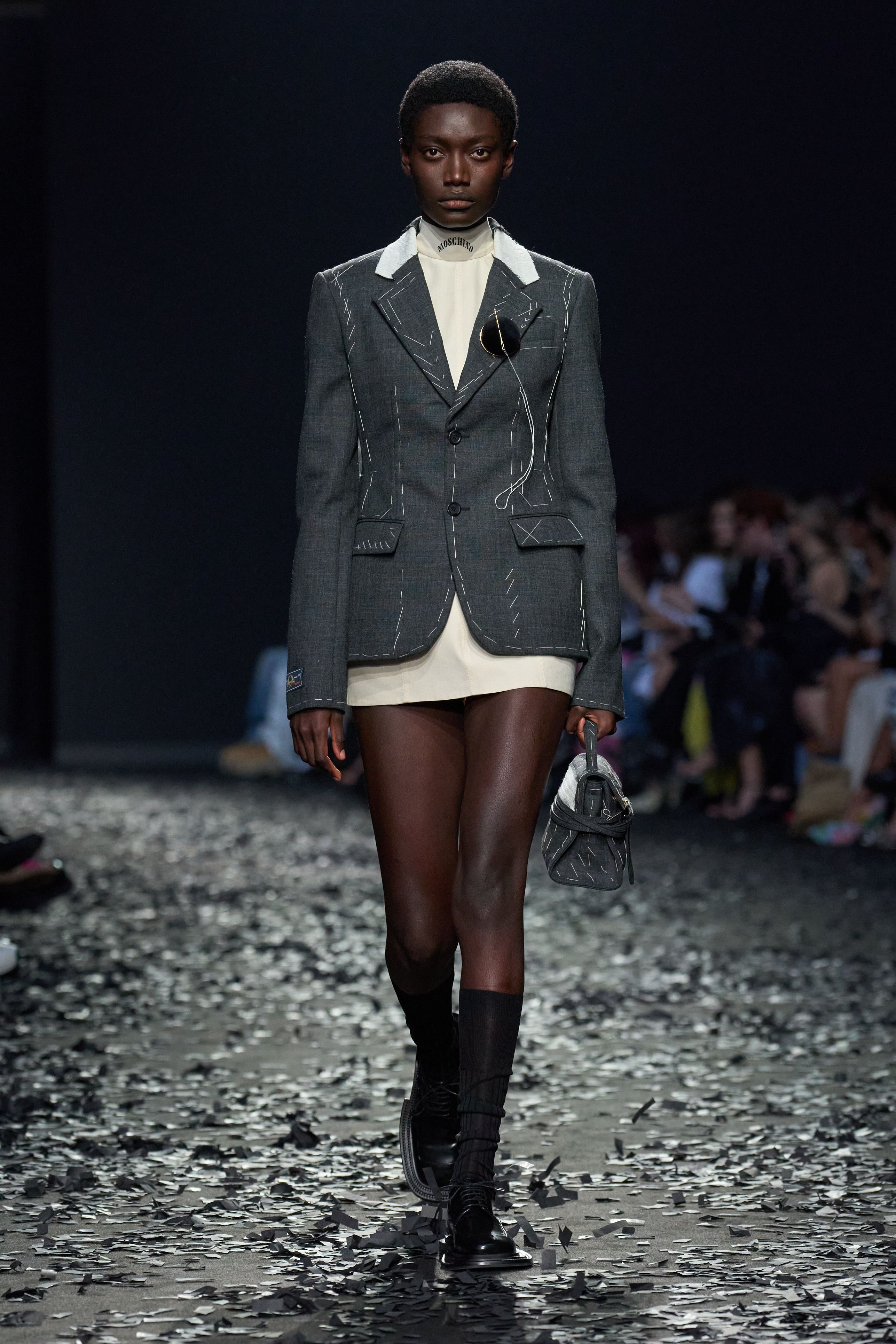 モスキーノ(MOSCHINO)2025-26秋冬コレクション | ファッション モスキーノ(MOSCHINO)2025-26秋冬コレクション | ファッション