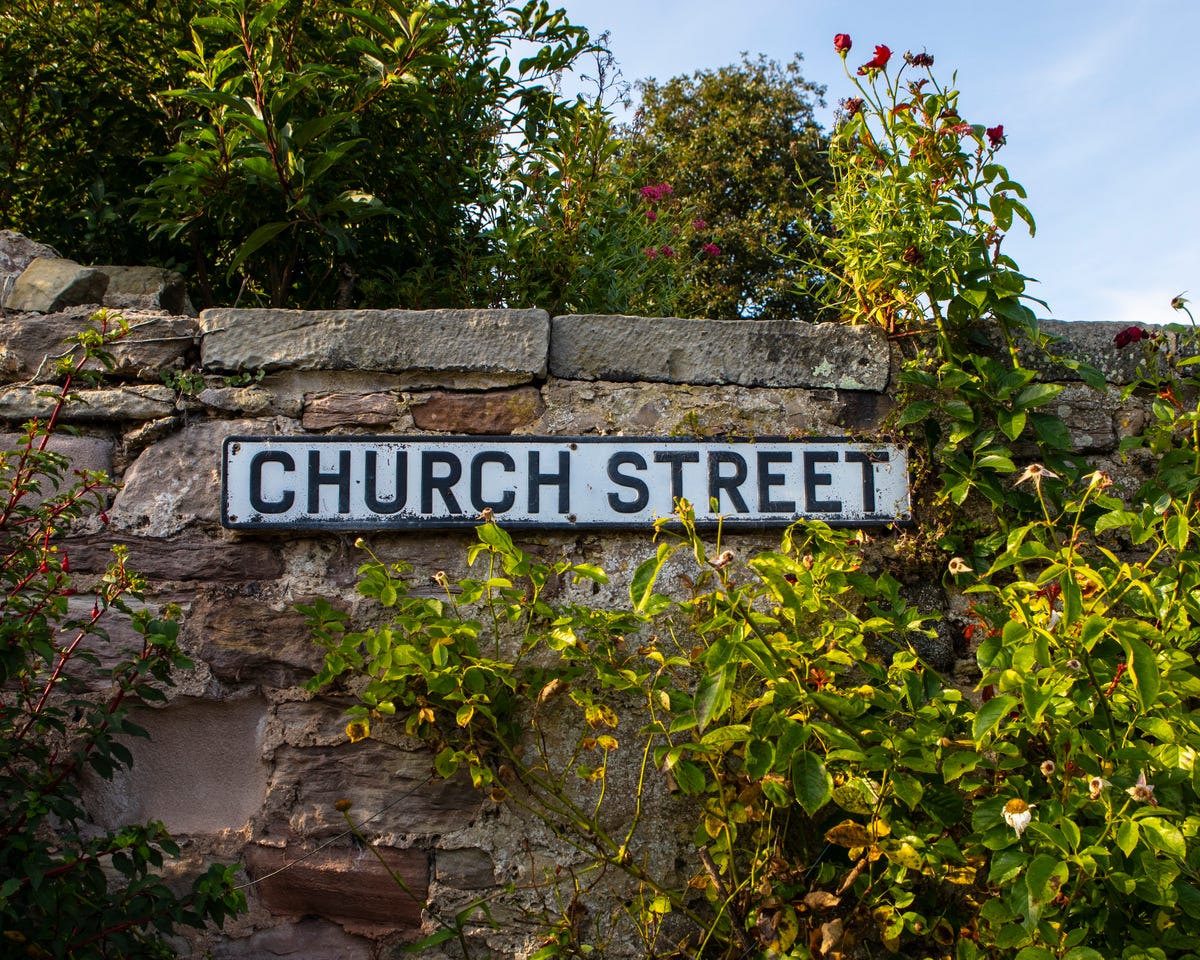 zoopla-reveals-uk-s-most-common-and-quirkiest-street-names