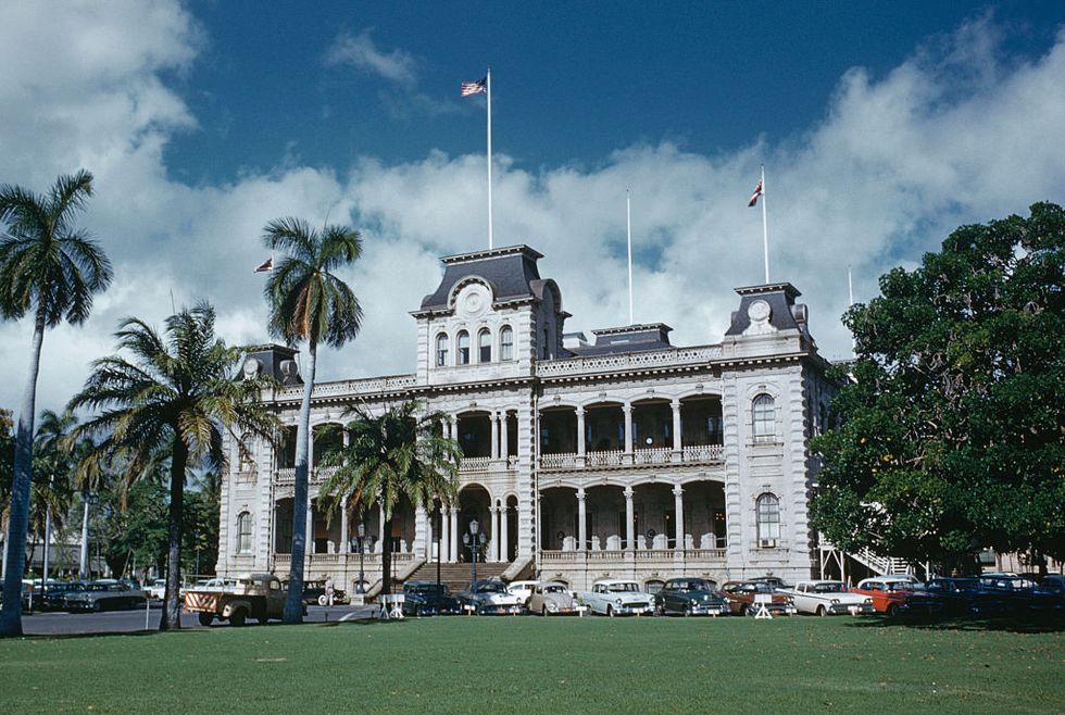 most haunted places iolani palace
