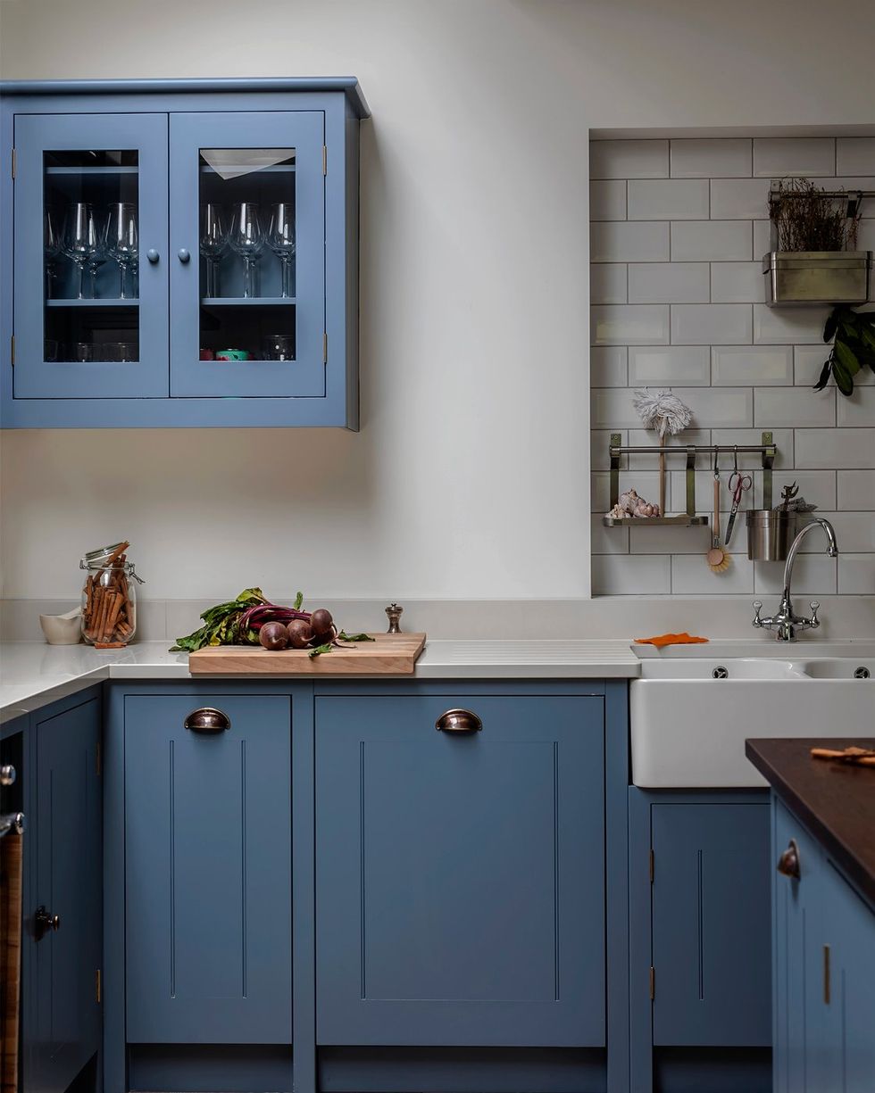 9 Hottest Kitchen Cabinet Color Trends in 2024