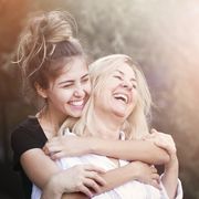 mother daughter hug — last minute mothers day gift ideas