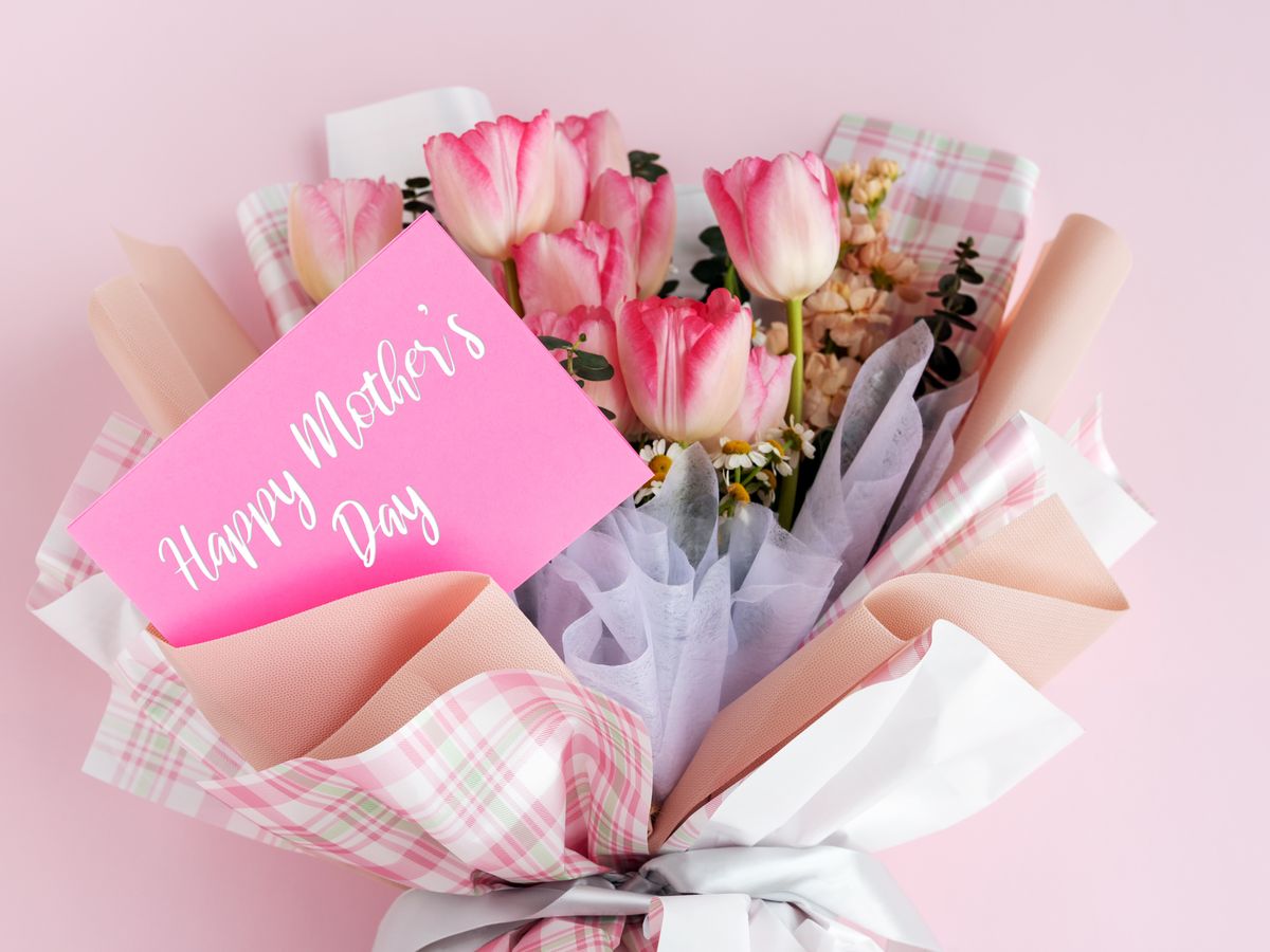 Best Mother's Day Gifts for Your Mom Friends and Extended Family