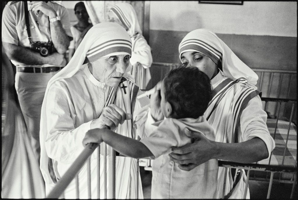 mother teresa helping the poor quotes
