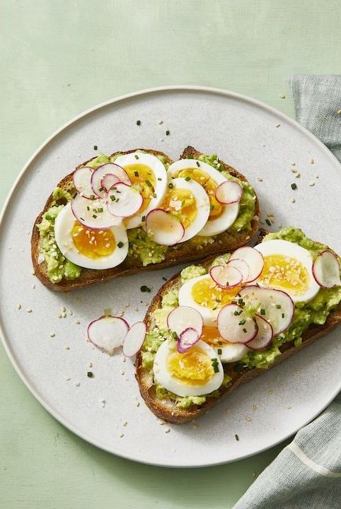 Foods to Top With an Egg