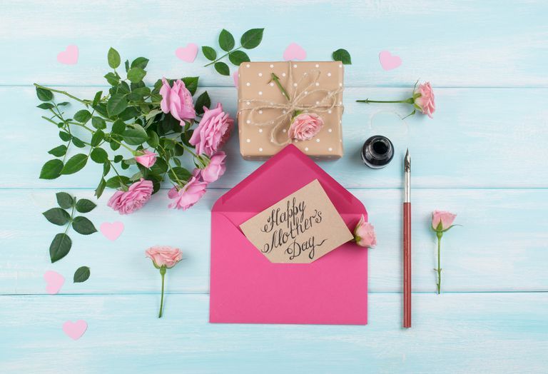 50 Mother's Day Card Messages and Wishes - What to Write in a Mother's Day  Card