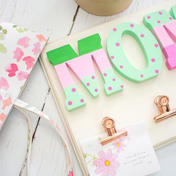 mothers day crafts for kids, mom photo holder, pop up flower cards