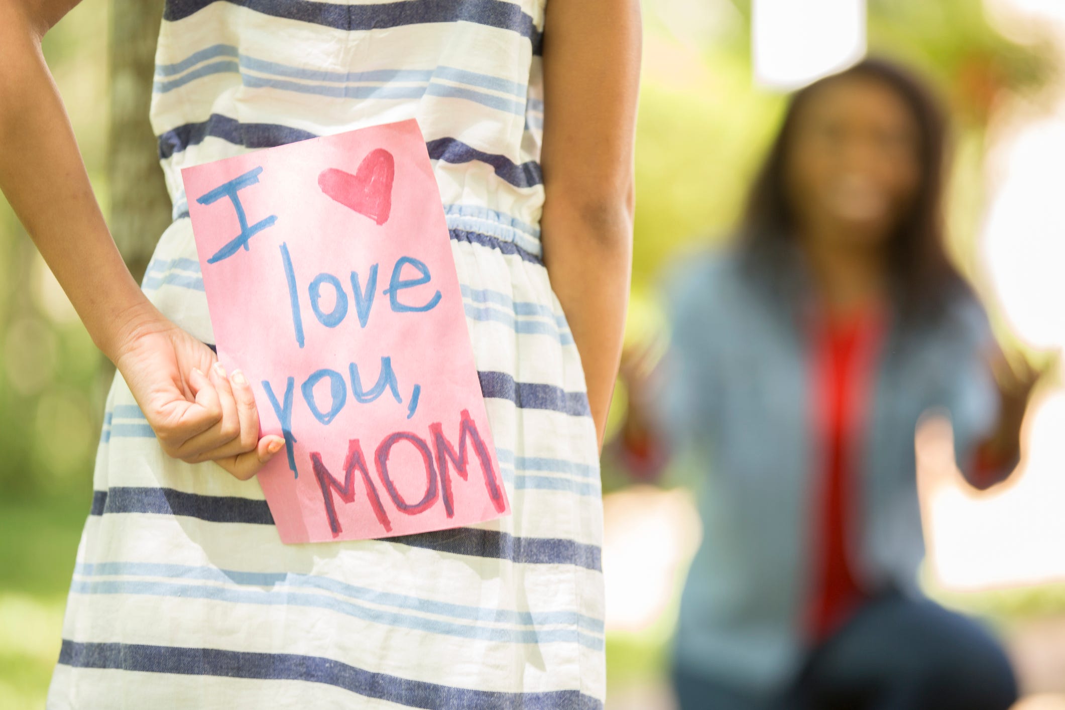 Moms Will Adore These Heartfelt Mother's Day Crafts for Kindergarteners