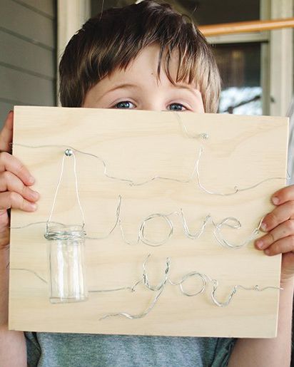 Mother's Day Crafts Wire Word Vase Art