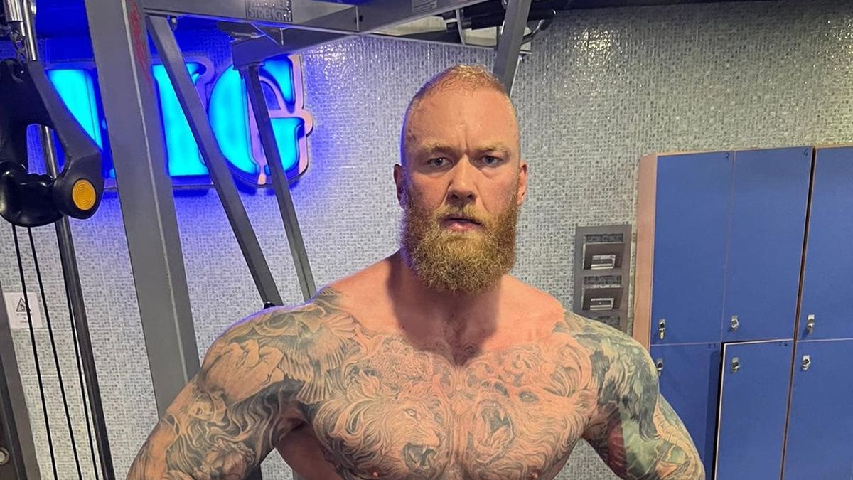 Absolute Bonkers”: Donning Ripped Abs on a 362 Lbs Body, Former Strongman  Champ Blows Internet Away With His Crazy Physique - EssentiallySports