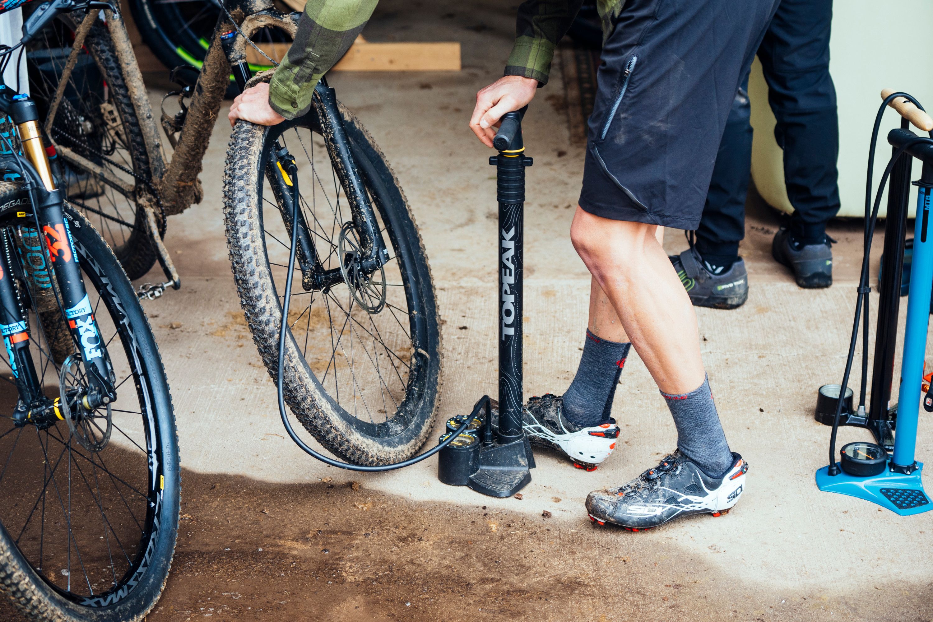 bike air pump near me