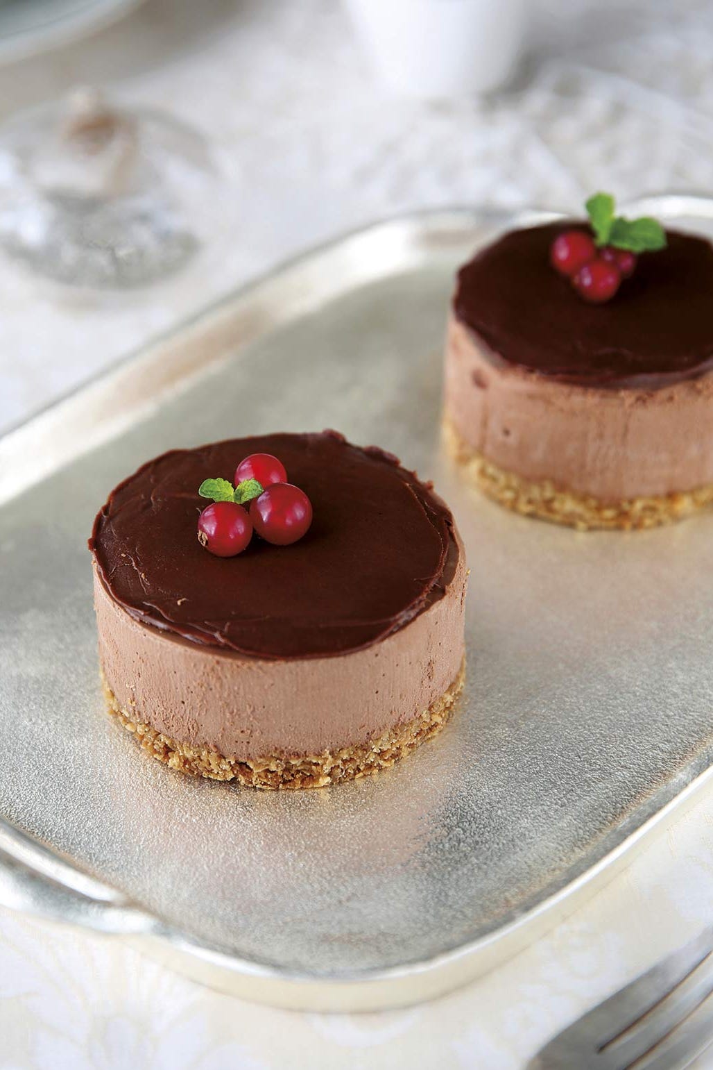Mousse de chocolate con grosellas mousse de chocolate con grosellas