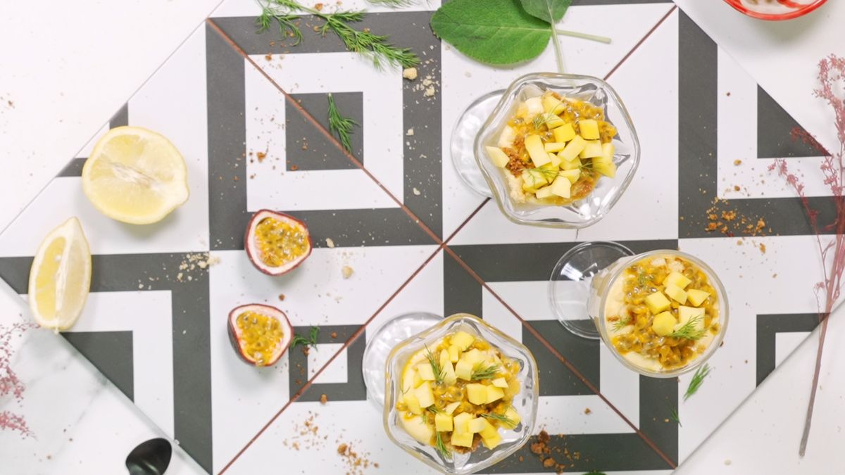 preview for Mousse de mango y crumble de almendras, por Laura Ponts