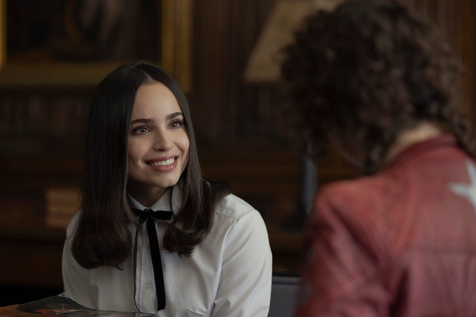 Mi año en Oxford. Sofia Carson como Anna en Mi año en Oxford. Crédito: Chris Baker/Netflix ©2024