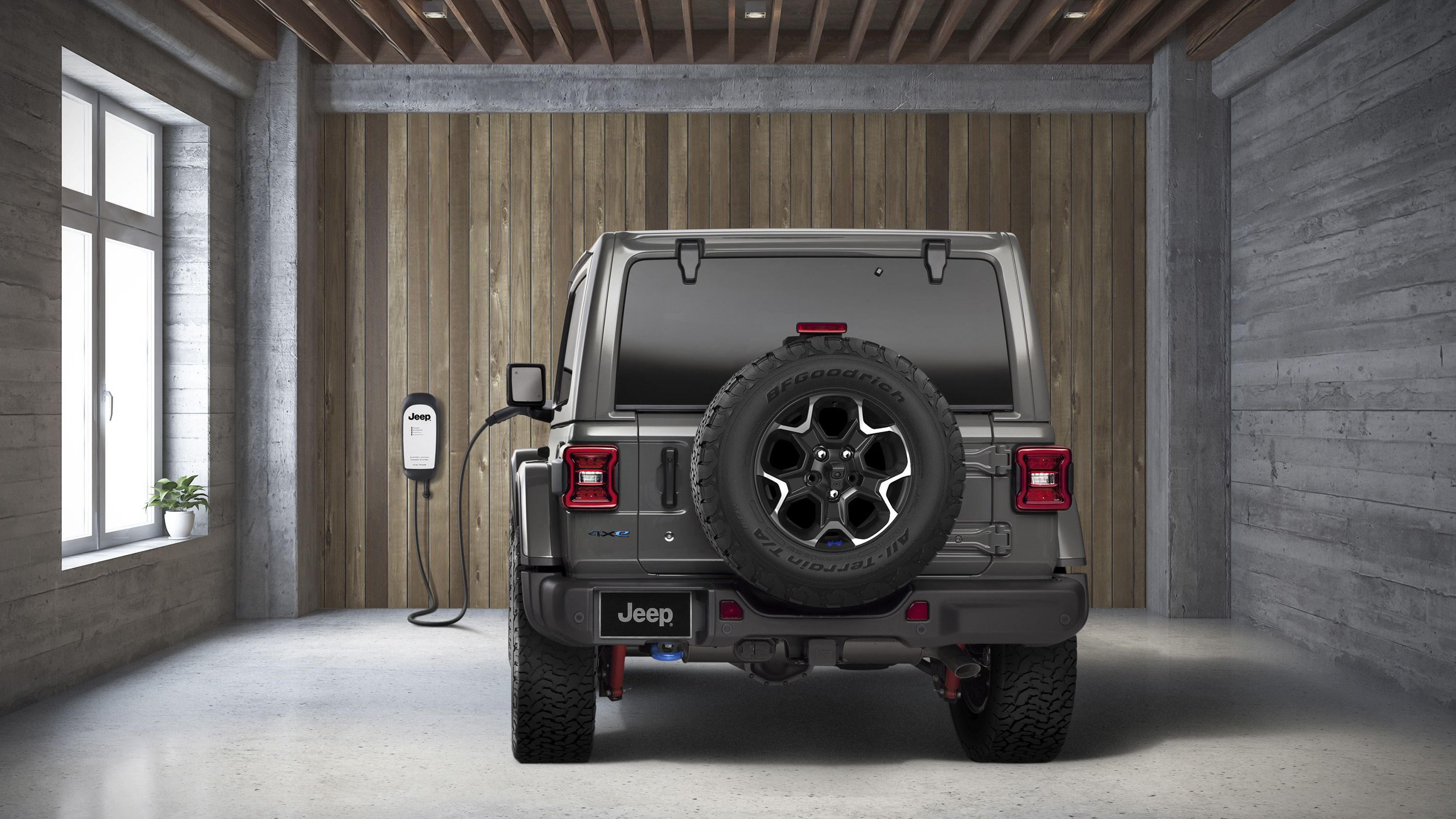 2021 Jeep Wrangler 4xe Plug-In Hybrid Gets a Lift Kit