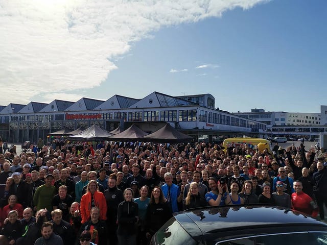 Crowd, People, Sky, Mountain, Vehicle, Car, Event, Cloud, Tourism, Audience, 