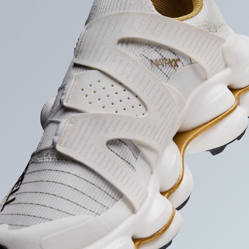 las zapatillas de senderismo merrell speedarc surge