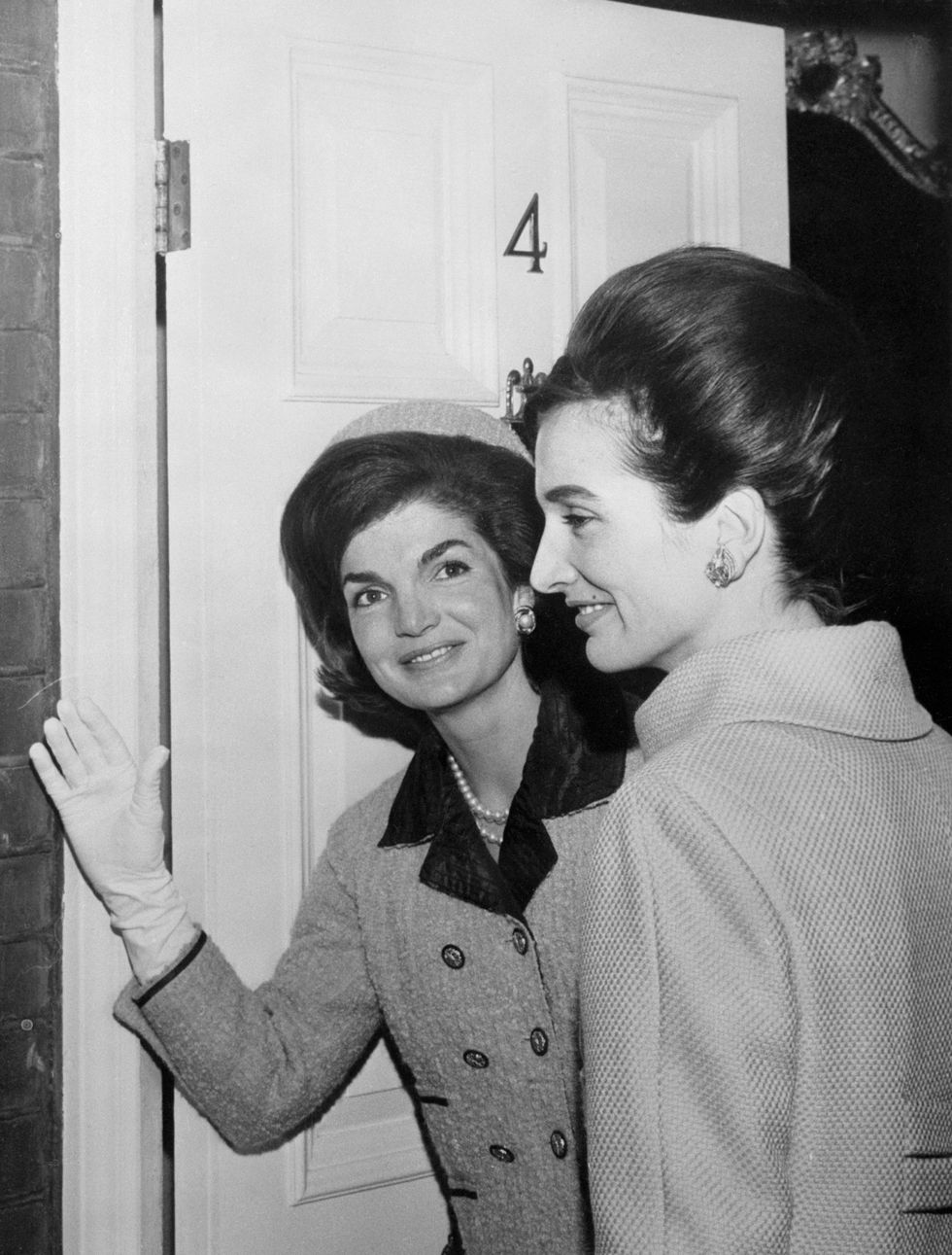 Jacqueline Onassis and Princess Lee Radziwill